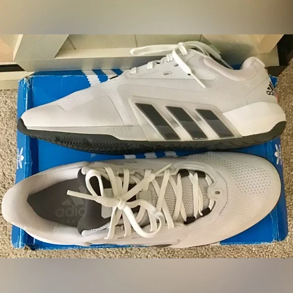 Adidas - Picture 3 of 4